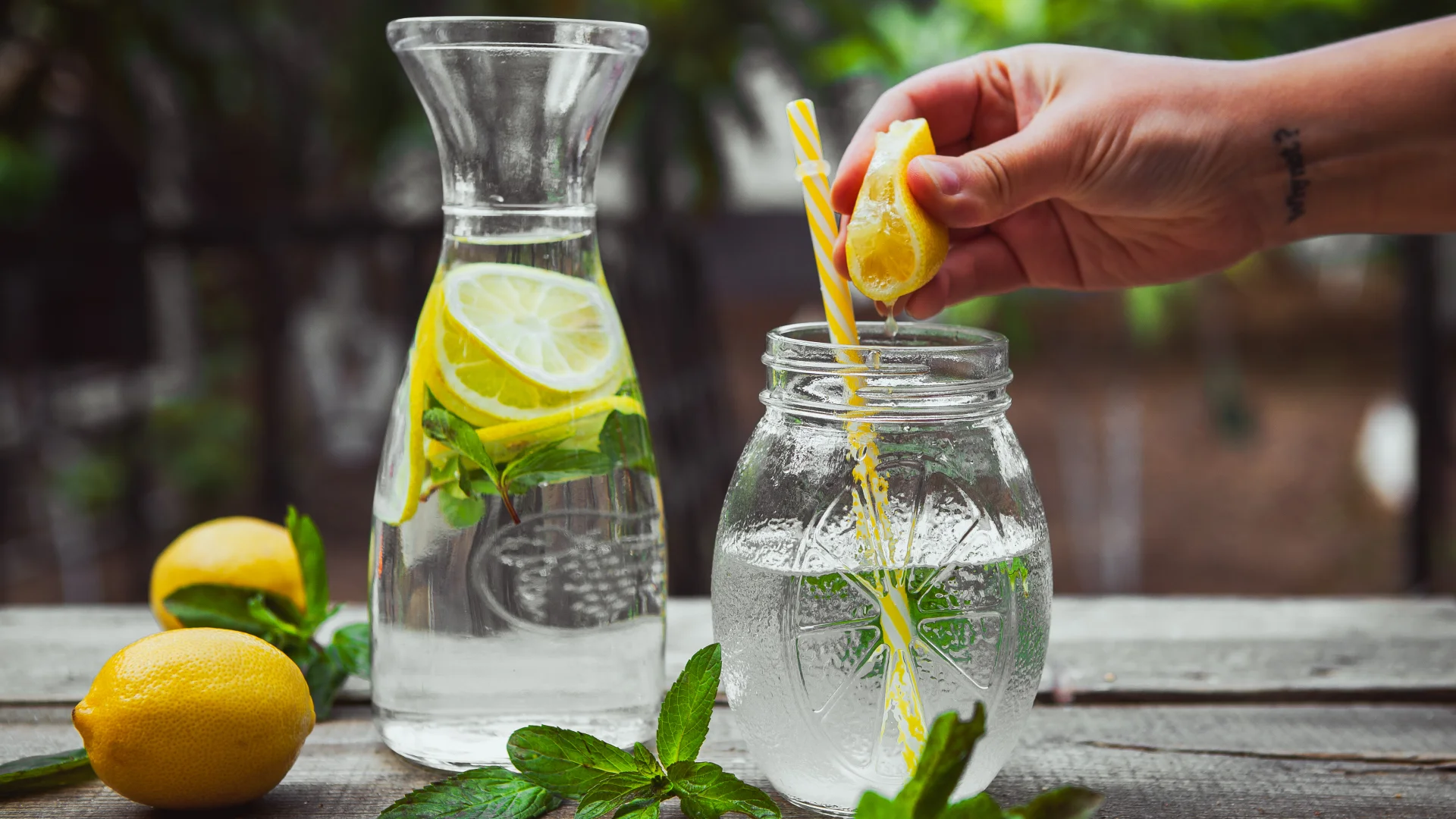 Limonlu Su Gerçekten Kilo Verdirir mi? Limonlu Su Bir Ayda Kaç Kilo Verdirir?