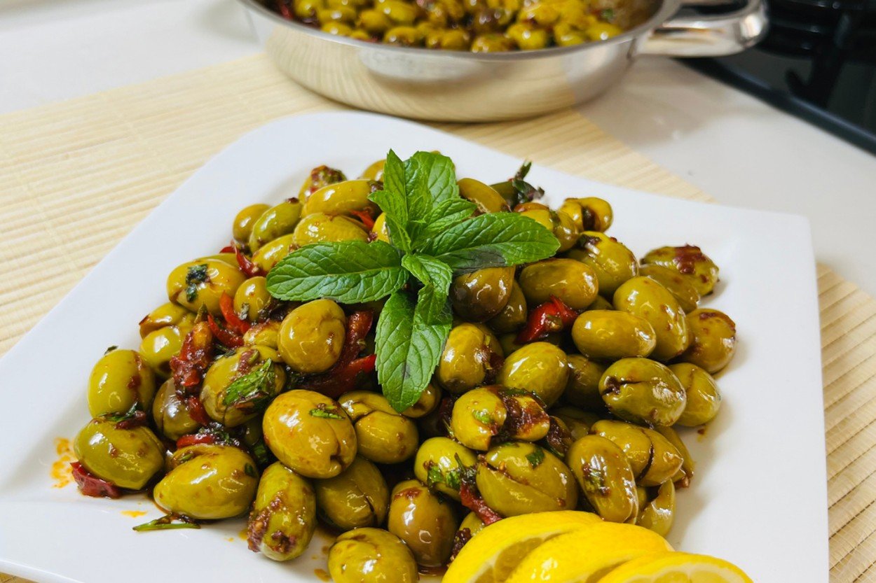 Açık Zeytin Nasıl Saklanmalı? Zeytin Saklama Yöntemleri Nelerdir?