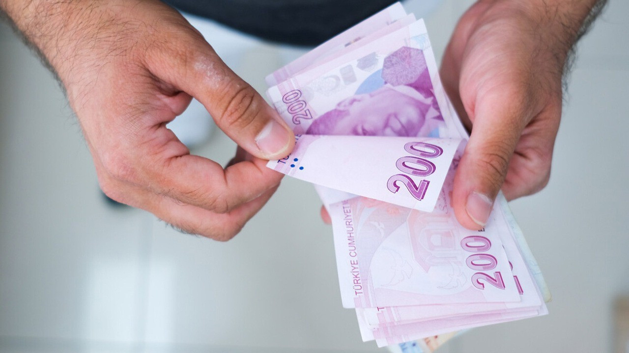   2024 yılına sayılı günler kala, asgari ücret zammı gündemin