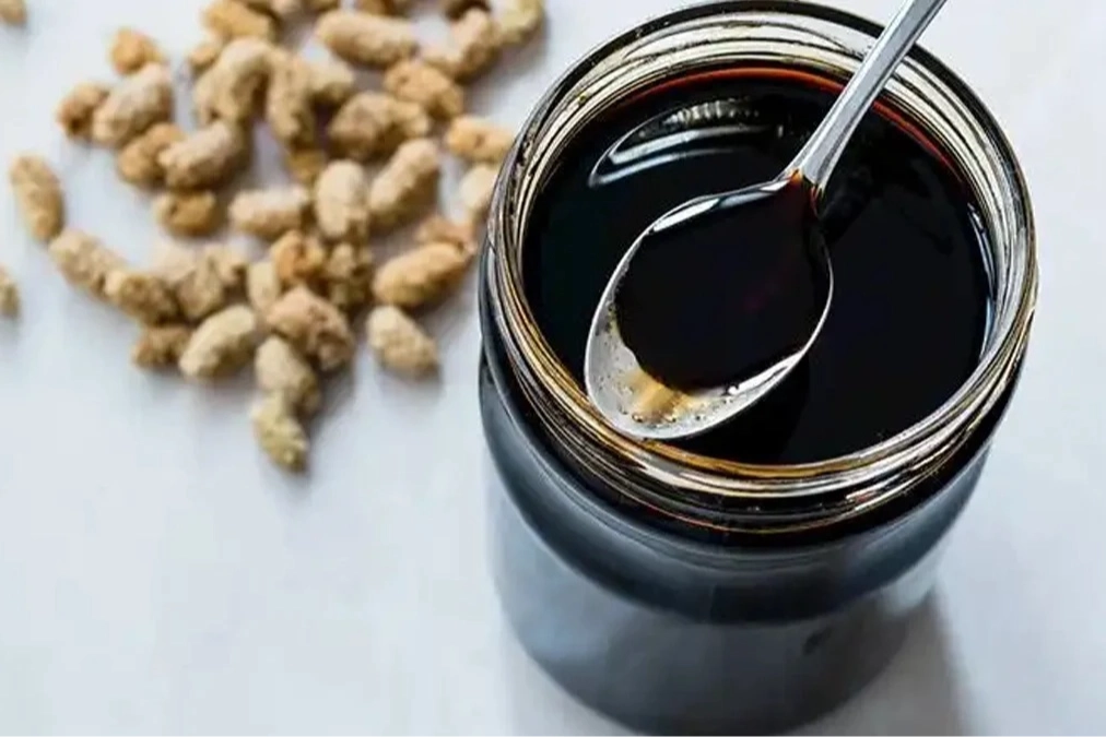 Kavanozun Altına Çöken ve Katılaşan Pekmez Bakın Nasıl Çözülür?