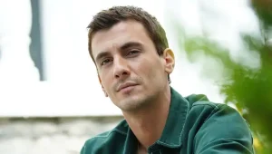 Yabani Alaz kimdir? Bertan Asllani, FOX TV’nin sevilen dizisi Yabani’de