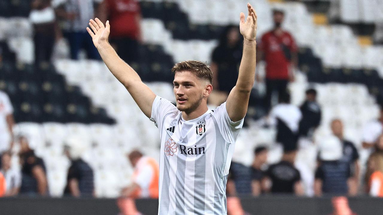   Türk futbolunun son dönemde parlayan genç yıldızlarından biri olan
