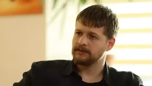 Taş Kağıt Makas Feciri Burak Yörük sevgilisi kimdir? Burak Yörük,