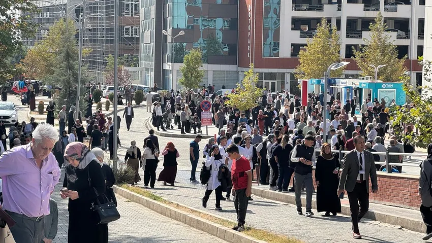 elazığ deprem 20 hasarlı