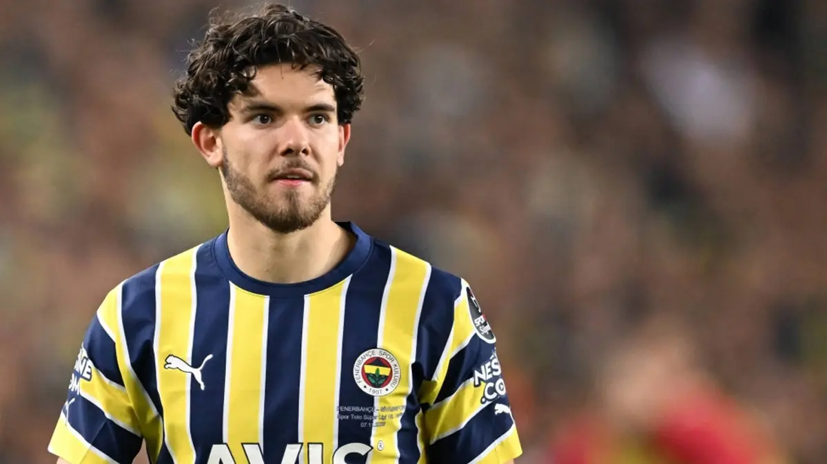 Ferdi Kadıoğlu Boyu, Kilosu, Yaşı Kaç, Aslen Nereli, Evli mi, Hangi Takımlarda Oynadı?