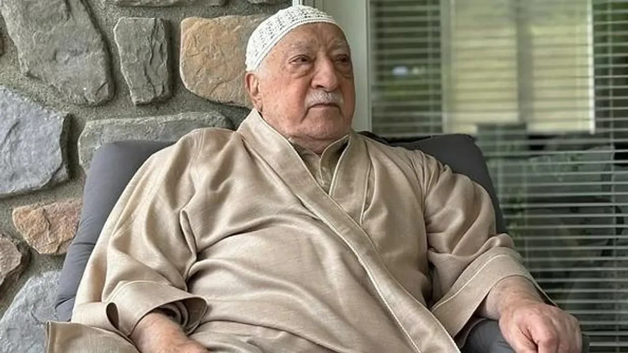 1999 yılından bu yana ABD’nin Pensilvanya eyaletinde yaşayan ve 15