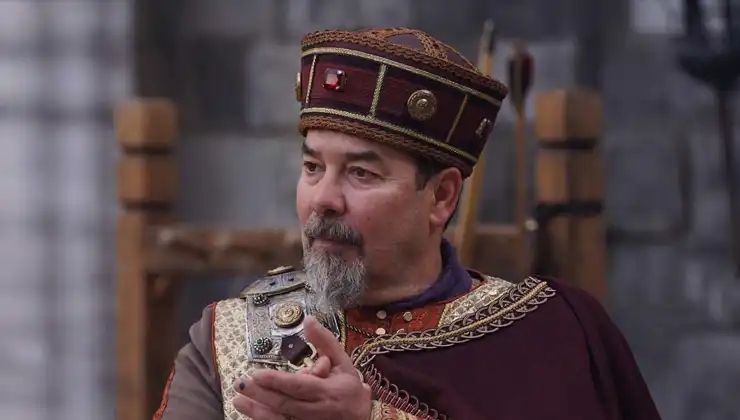 Fikret Kuşkan kimdir