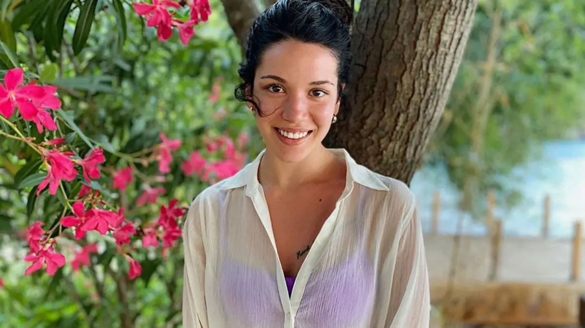 Oğuzhan Koç ve Hazal Subaşı El Ele! Yeni Aşk İlk Kez Görüntülendi