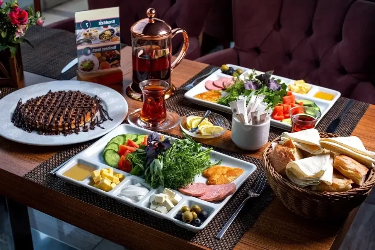 Kahvaltıda Mideyi Ne Tok Tutar? Sabah Kahvaltıda Ne Yemeli, Ne İçmeli?