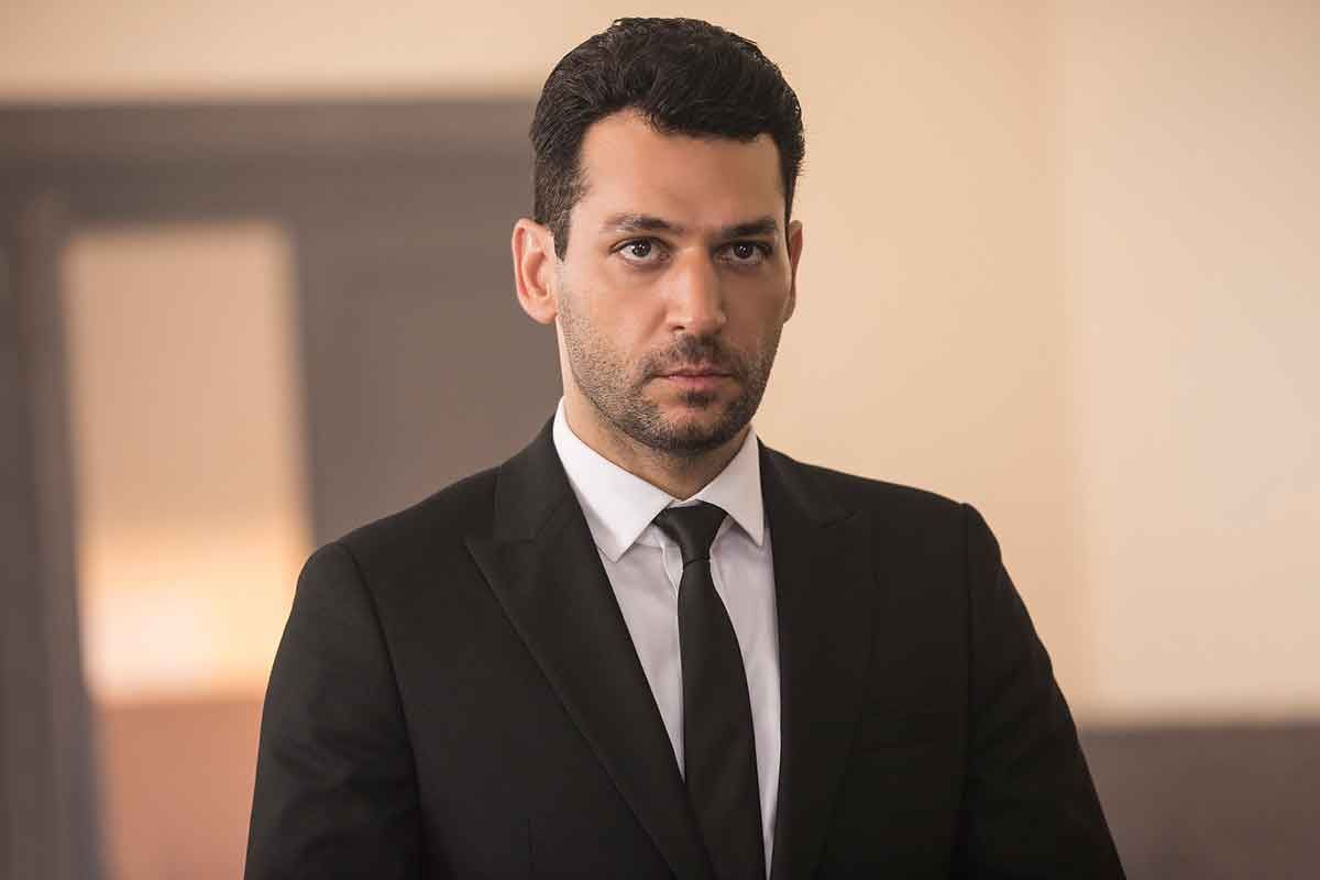 Gizli Bahçe Demir Kimdir, Gerçek Adı Ne? Murat Yıldırım Evli mi, Eşi Kim, Çocuğu Var mı, Kaç Yaşında, Aslen Nereli?