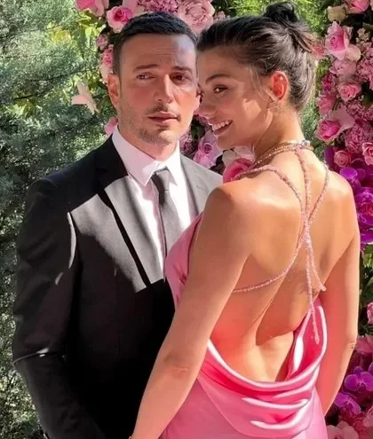 Oğuzhan Koç ve Hazal Subaşı El Ele! Yeni Aşk İlk Kez Görüntülendi