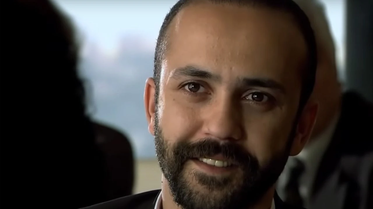Kalpazan Tarık Kim, Gerçek Adı Ne? Sarp Akkaya Evli Mi, Kaç Yaşında, Aslen Nereli, Hangi Dizi ve Filmlerde Oynadı?