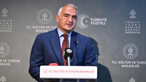 Kültür ve Turizm Bakanı Mehmet Nuri Ersoy, Atatürk Kültür Merkezi’nde