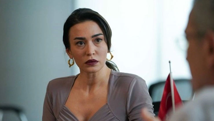 Ecem Özkaya kaç yaşında