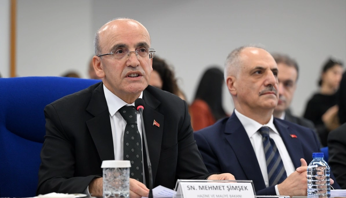 Hazine ve Maliye Bakanı Mehmet Şimşek, dolandırıcılık ile yasa dışı