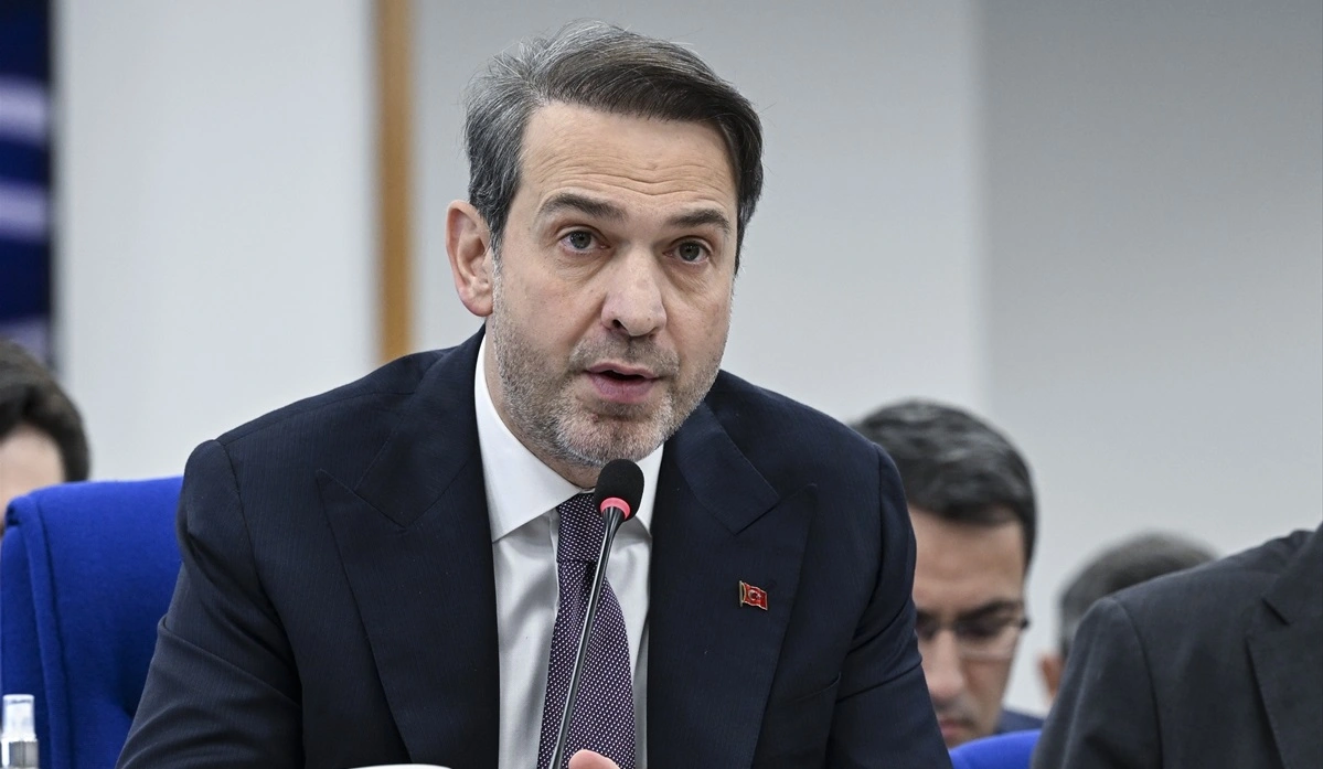 Enerji ve Tabii Kaynaklar Bakanı Alparslan Bayraktar yeni sondaj faaliyetlerine