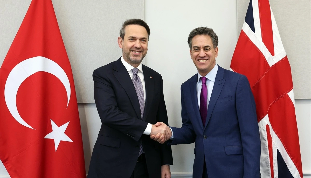 Bakan Alparslan Bayraktar, Türkiye ve İngiltere arasında “Enerji ve İklim