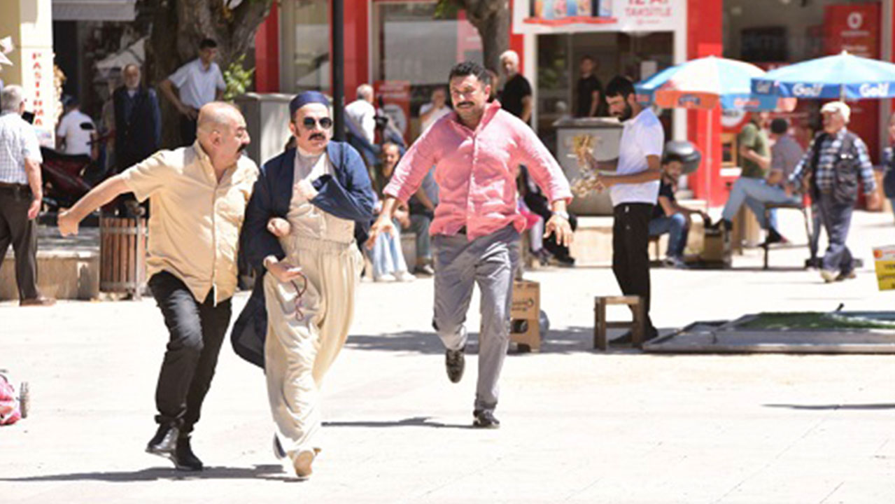   Türk sinemasının son yıllardaki en başarılı komedi serilerinden biri