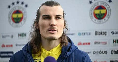 FB'li Çağlar Söyüncü Kimdir, Aslen Nereli, Kaç Yaşında, Hangi Ayak, Kaç Numara, Hangi Takımlarda Oynadı, Hangi Mevkide?