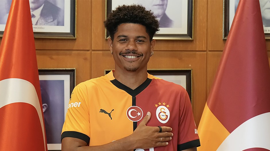   Galatasaray’ın geçtiğimiz yaz transfer döneminde Norwich City’den kadrosuna kattığı