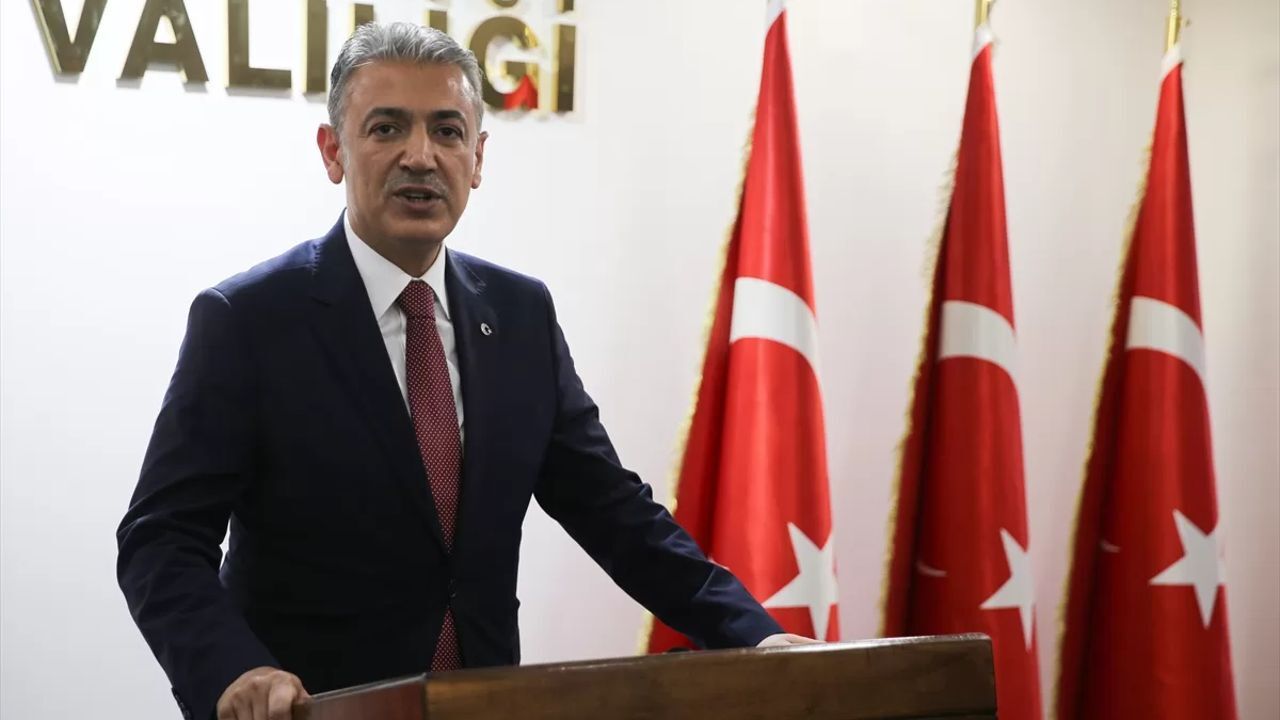   Mardin Belediye Başkanlığı’na kayyum olarak atanan Vali Tuncay Akkoyun,