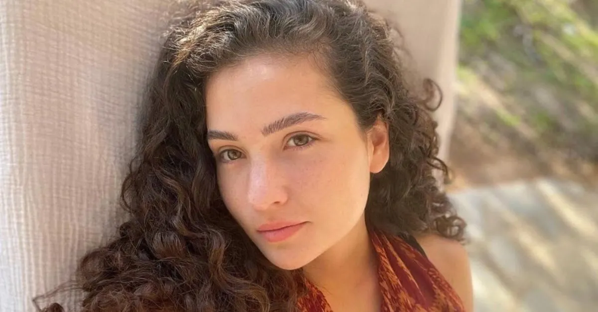 Melis Minkari ve Fırat Altunmeşe “Bahar” Dizisine mi Geliyor? Melis Minkari ve Fırat Altunmeşe Hayatı ve Biyografisi
