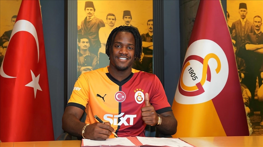Michy Batshuayi Kaç Yaşında, Aslen Nereli, Boyu, Kilosu, Hangi Takımlarda Oynadı, Hangi Mevkide Oynuyor? Michy Batshuayi Hakkında Bilinmeyenler