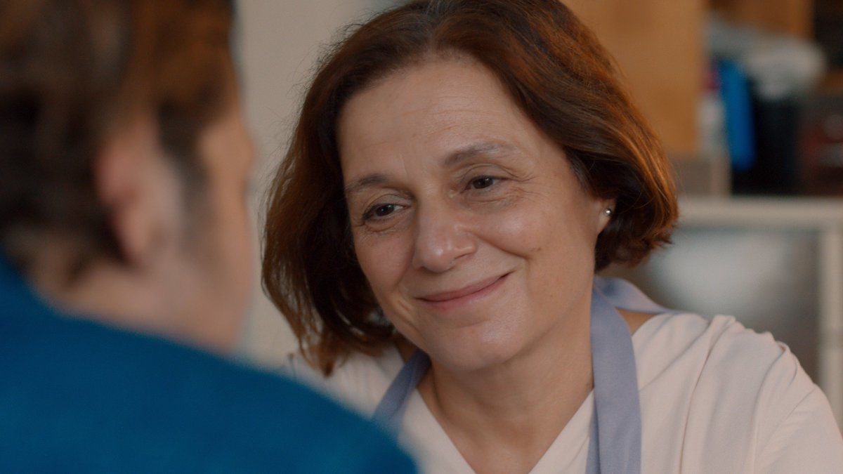   Usta tiyatro ve sinema oyuncusu Nihal Koldaş, başarılı kariyerinde