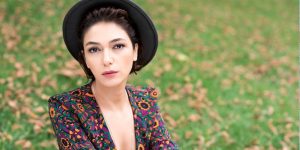 Türk dizi ve sinema dünyasının dikkat çeken isimlerinden biri olan