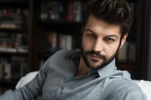 &nbsp; Now TV‘nin yeni dizisi Aşk Evlilik Boşanmada Çınar karakterine