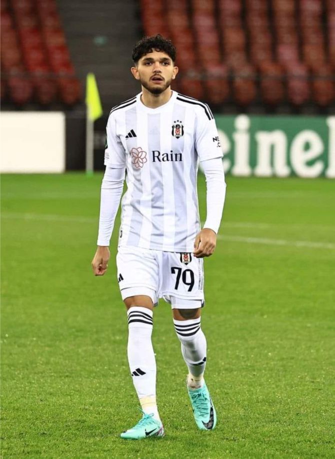 Serkan Emrecan Terzi Kimdir? Boyu, Kilosu, Kaç Yaşında, Babası Nereli, Hangi Ayak, Mevkisi Nedir, Hangi Takımlarda Oynadı?