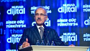 Ulaştırma ve Altyapı Bakanı Abdulkadir Uraloğlu, Müstakil Sanayici ve İşadamları