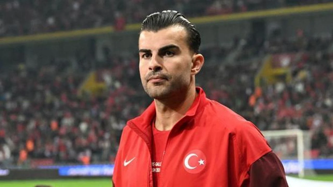 A Milli Futbol Takımı, Karadağ maçı öncesi kadroda değişiklik yaptı.