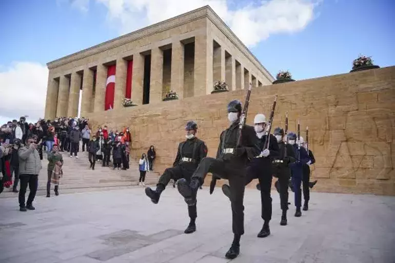 10 Kasım Anıtkabir’de Ziyaretçi Akını