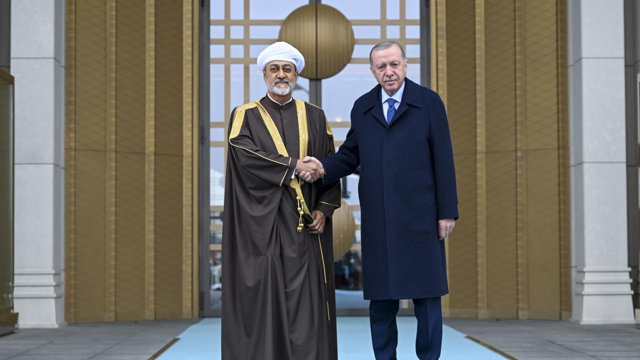Umman Sultanı Heysem bin Tarık ve beraberindeki heyeti Ankara’ya getiren