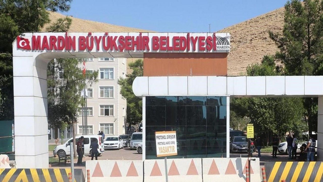 İçişleri Bakanlığı, Mardin büyükşehir, Batman ve Halfeti belediyelerine yeni görevlendirme