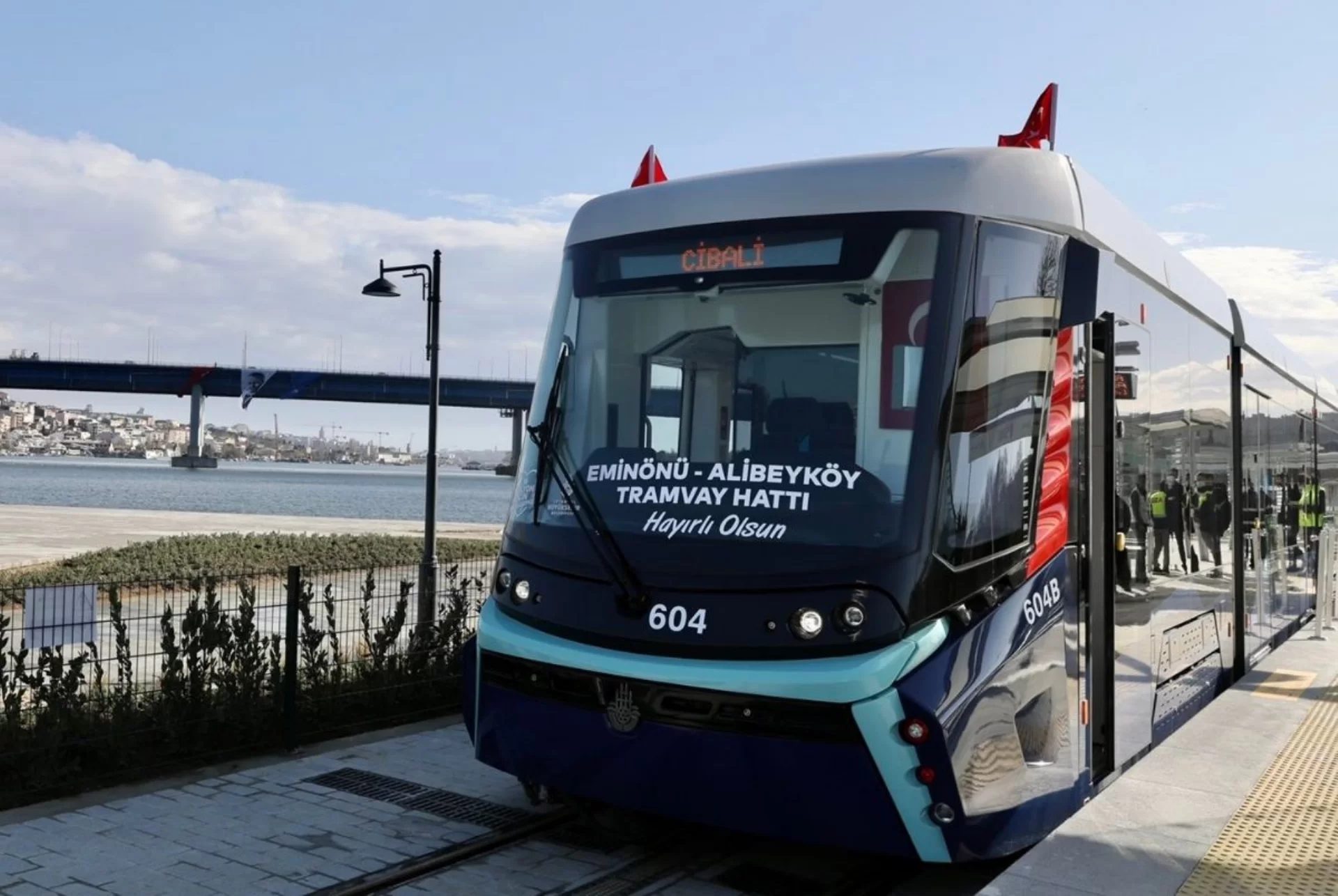Eyüpsultan, İstanbul’un tarihi dokusu, manevi atmosferi ve turistik noktaları ile