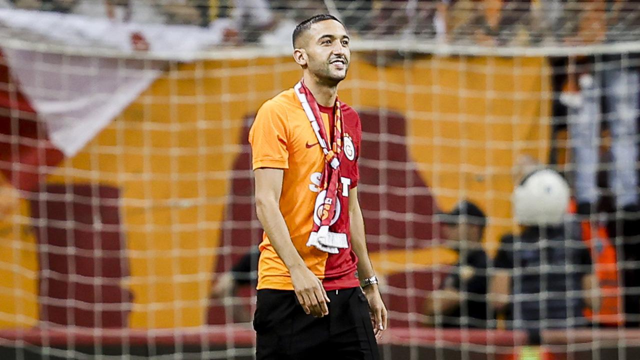   Hakim Ziyech, yetenekleri ve sahadaki üstün performansıyla tanınan bir
