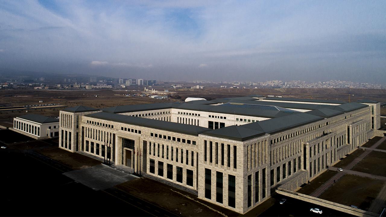 Türkiye’nin stratejik vizyonunun çizilmesine katkı sağlama, bu doğrultuda güvenlik, istihbarat