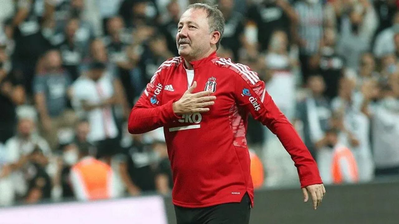 Sezona büyük umutlarla başlayan ancak şampiyonluk yarışından erken kopan Beşiktaş’ta