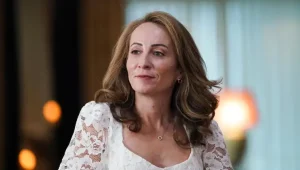 Sezin Bozacı kimdir? Başarılı oyuncu Sezin Bozacı’nın hayatı, kariyeri ve