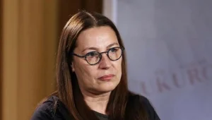 Şakir Paşa Ailesi İsmet kimdir? Vahide Perçin, Türk televizyon ve