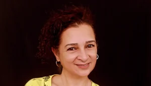 Zeynep Dreyfi Zuhri kimdir? Zeynep Dreyfi Zuhri, Türk televizyon ve