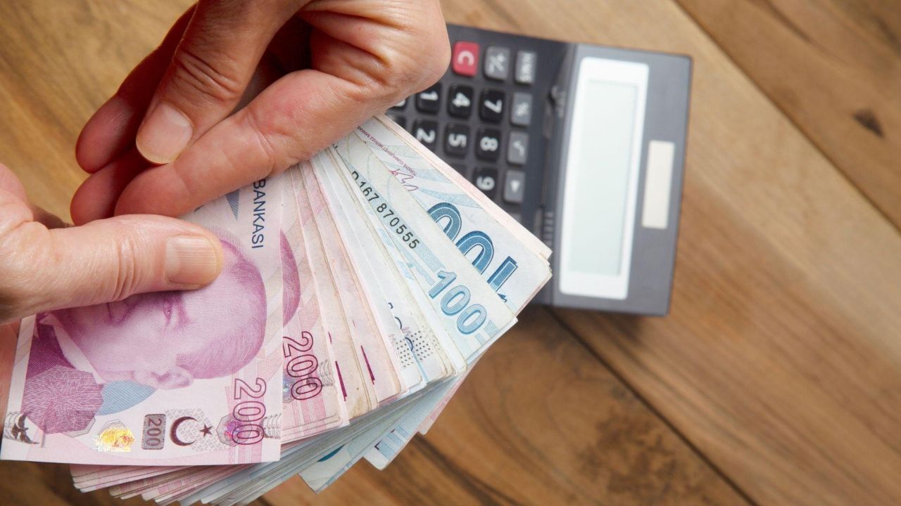 2025 yılı itibarıyla net 22.104 TL olarak açıklanan asgari ücret,