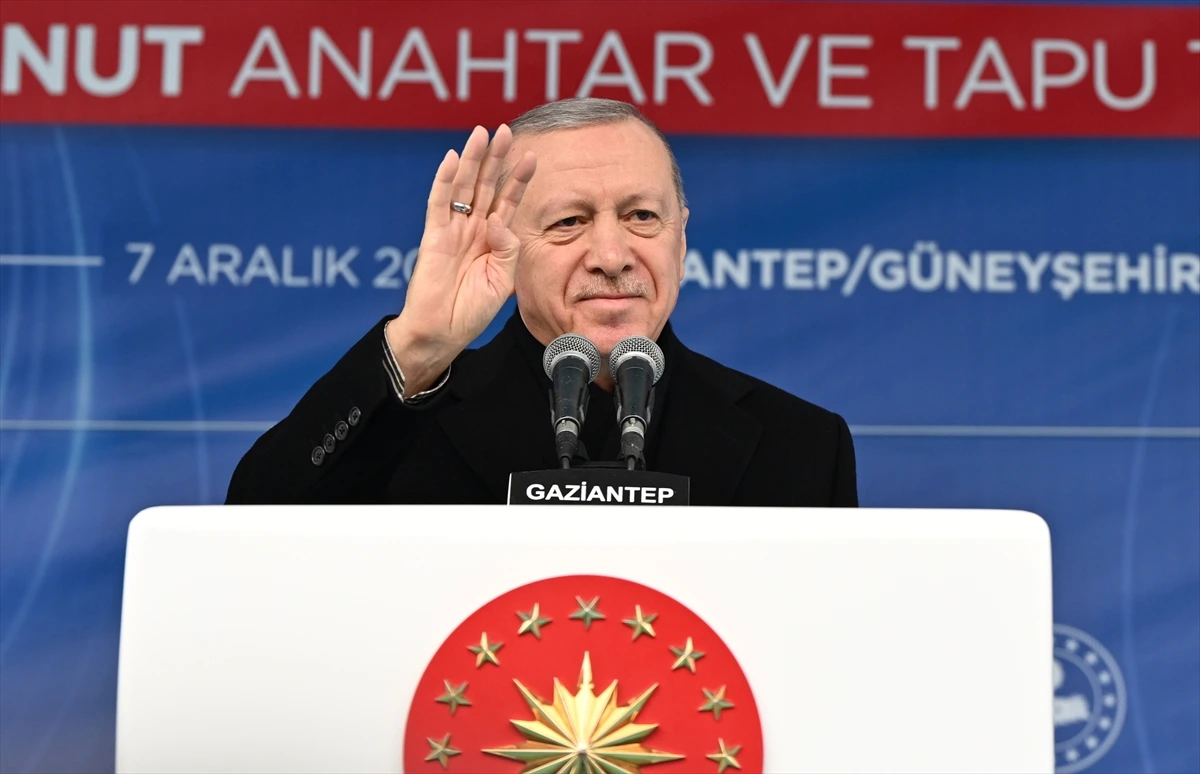Cumhurbaşkanı Recep Tayyip Erdoğan, 5113 Deprem ve Sosyal Konut Anahtar