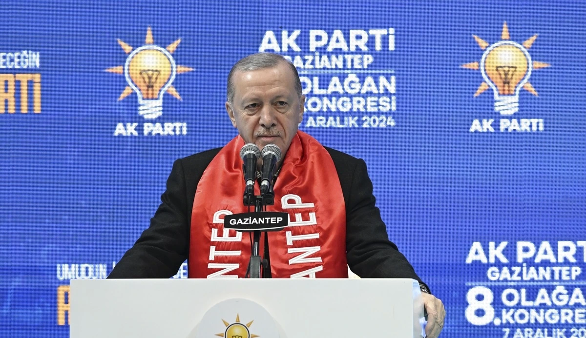 Cumhurbaşkanı ve AK Parti Genel Başkanı Recep Tayyip Erdoğan, partisinin