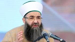 Türkiye’nin dini camiasında tartışmalı isimlerden biri olan Cübbeli Ahmet Hoca,