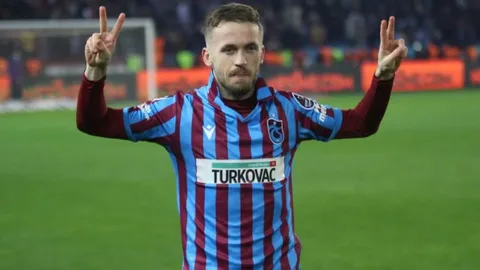 Edin Visca Biyografisi: Kimdir, Boyu, Kilosu, Yaşı, Nereli, Mevkisi Nedir, Hangi Takımlarda Oynadı?