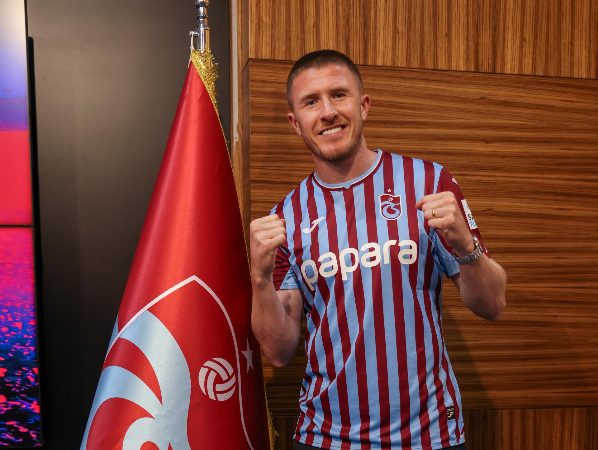 Futbol dünyasının dikkat çeken isimlerinden biri olan John Lundstram, Trabzonspor’a