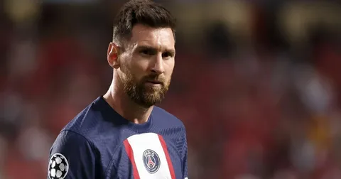 Lionel Messi Kimdir? Boyu, Kilosu, Yaşı, Nereli, İstatiskleri, Mevkisi, Hangi Ayak, Hangi Takımlarda Oynadı? Lionel Messi Biyografisi ve Futbol Kariyeri